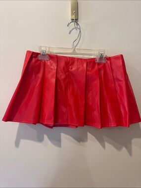 Red Faux Pleated Leather Mini Skirt Wonder Woman Superhero Snow White Size M